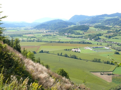 Sonnenrastplätze Blick vom Muraunberg in das Glantal